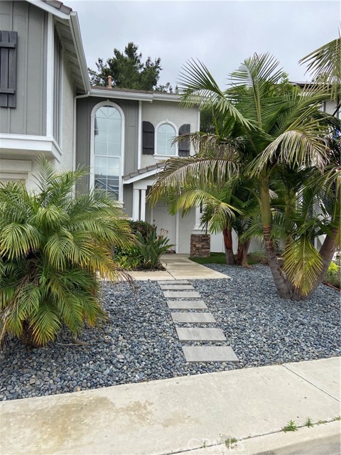 Detail Gallery Image 3 of 31 For 23 Longhorn St, Trabuco Canyon,  CA 92679 - 3 Beds | 2/1 Baths