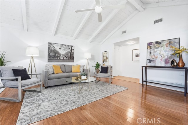 Detail Gallery Image 9 of 57 For 2367 S Gene Autry #B,  Palm Springs,  CA 92264 - 2 Beds | 2 Baths