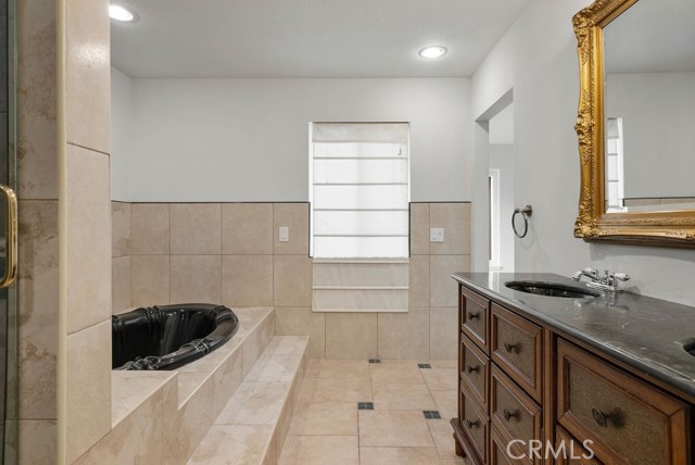 Detail Gallery Image 45 of 47 For 3533 E Shallow Brook Ln, Orange,  CA 92867 - 4 Beds | 2/1 Baths