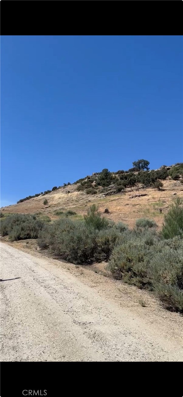 Detail Gallery Image 5 of 5 For 24151 Jacaranda Dr, Tehachapi,  CA 93561 - – Beds | – Baths