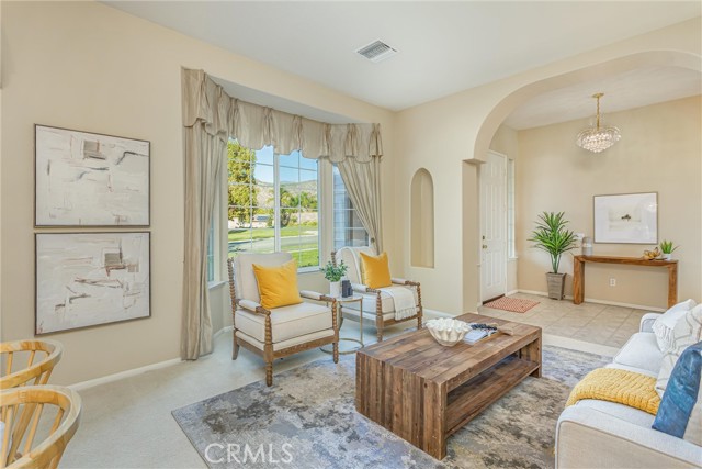 Detail Gallery Image 7 of 49 For 35377 Shade Tree Road, Yucaipa,  CA 92399 - 4 Beds | 3 Baths