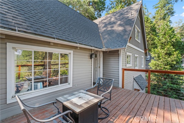 Detail Gallery Image 40 of 53 For 101 State Highway 173, Lake Arrowhead,  CA 92352 - 3 Beds | 3 Baths
