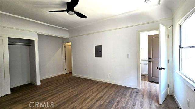 Detail Gallery Image 2 of 9 For 973 N Park #5,  Long Beach,  CA 90813 - 2 Beds | 1 Baths