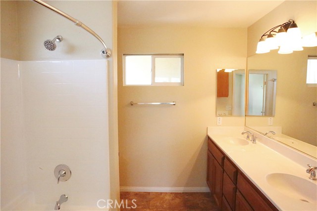Detail Gallery Image 9 of 21 For 1510 Orange Ave #1304,  Redlands,  CA 92373 - 3 Beds | 2/1 Baths