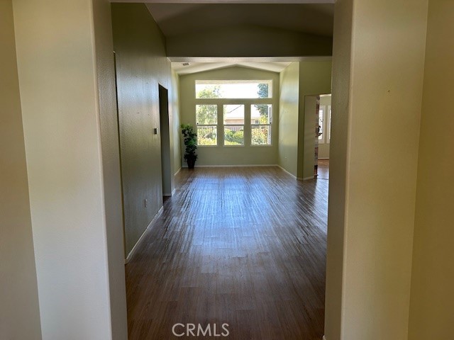 170 Potter Creek, Beaumont CA: https://media.crmls.org/medias/3bb9772f-0d13-4295-a527-c28f83752d73.jpg