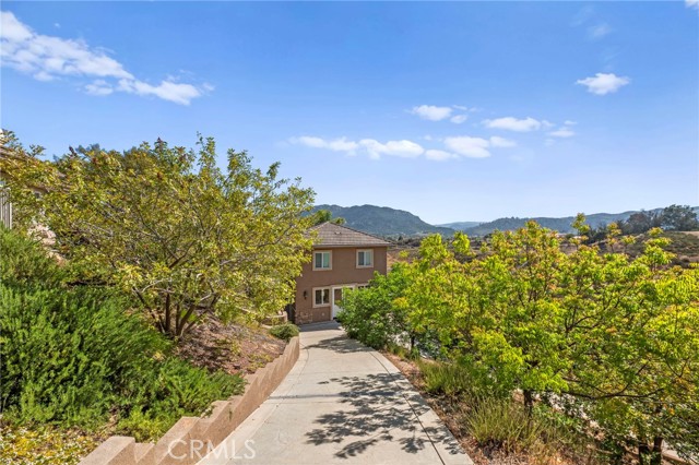 43845 Calle De Velardo, Temecula CA: https://media.crmls.org/medias/3bb9cb9e-06e6-4a73-952a-579b1ef88d2c.jpg
