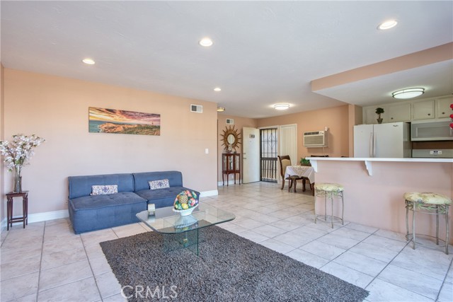 Detail Gallery Image 1 of 1 For 3050 S Bristol St 1f - #50,  Santa Ana,  CA 92704 - 1 Beds | 1 Baths