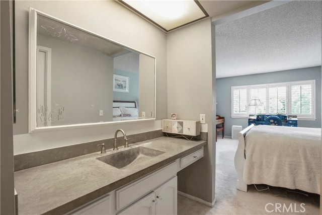 Detail Gallery Image 20 of 58 For 19455 Eagle Ridge Ln, Porter Ranch,  CA 91326 - 2 Beds | 3 Baths