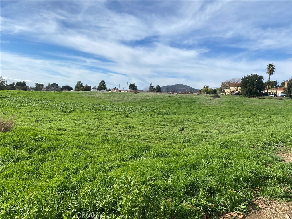 10165 Winesap Avenue, Cherry Valley, CA 92223