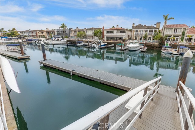Detail Gallery Image 4 of 5 For 715 Bayside Dr, Newport Beach,  CA 92660 - 4 Beds | 3/1 Baths