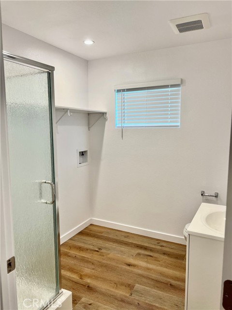 Detail Gallery Image 3 of 8 For 849 E Route 66, Glendora,  CA 91740 - 1 Beds | 1 Baths