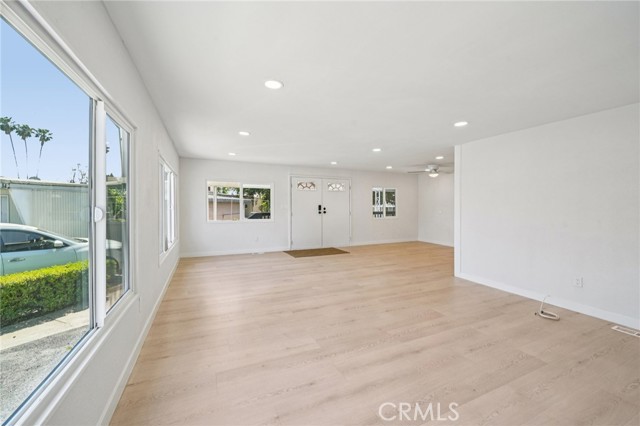 Detail Gallery Image 11 of 35 For 2755 Arrow Highway, La Verne,  CA 91750 - 2 Beds | 2 Baths