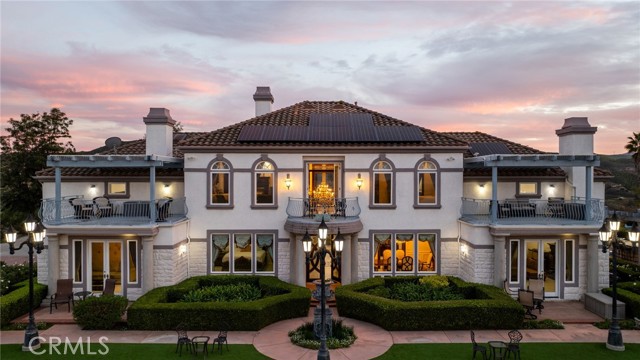 Detail Gallery Image 2 of 63 For 20976 Bentley Dr, Perris,  CA 92570 - 5 Beds | 3/1 Baths