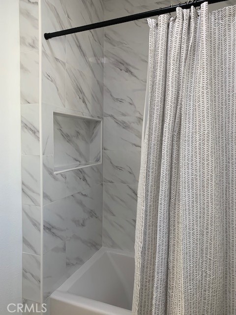 Detail Gallery Image 4 of 10 For 247 N New Hampshire, Los Angeles,  CA 90004 - 1 Beds | 1 Baths