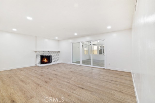 8065 E Ring Street, Long Beach CA: https://media.crmls.org/medias/3bbf5689-8265-4c08-aa32-61bb7c35a5e3.jpg