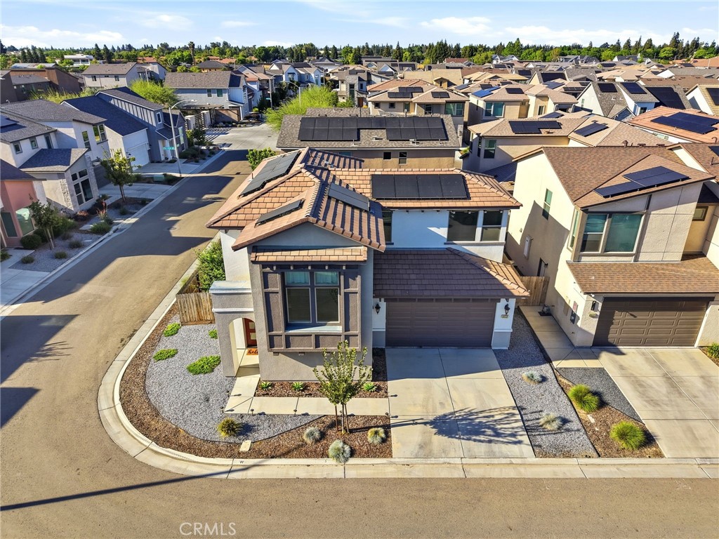 https://media.crmls.org/medias/3bc006bd-27ab-42a4-8235-ce08bfc767fa.jpg?preset=X-Large