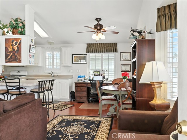 27250 Murrieta Road, Menifee CA: https://media.crmls.org/medias/3bc046e6-381a-4a1c-8aaf-7e87c2bea05e.jpg