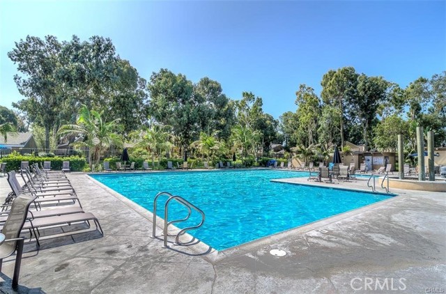 Detail Gallery Image 48 of 67 For 19745 Deep Harbor Dr, Huntington Beach,  CA 92648 - 2 Beds | 2 Baths