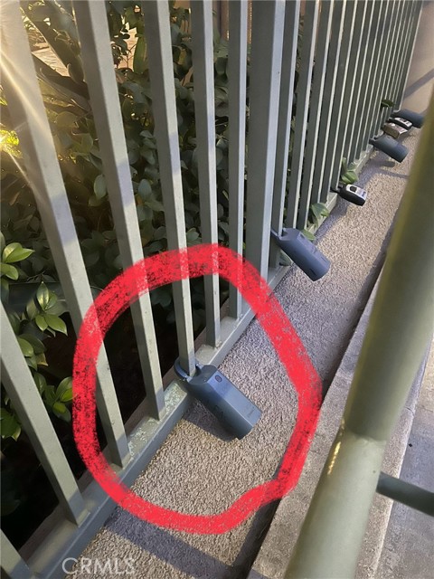 555 Maine Avenue, Long Beach CA: https://media.crmls.org/medias/3bc0b34b-3470-482c-933b-07c0e3fd0985.jpg