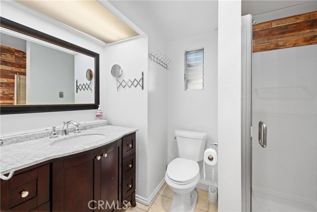 Detail Gallery Image 23 of 39 For 17419 Leadwell, Lake Balboa,  CA 91406 - 4 Beds | 2 Baths