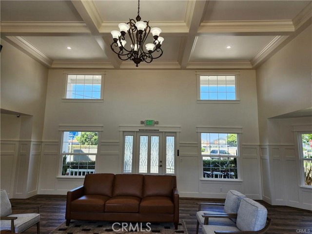 8195 Pawtucket Drive, Huntington Beach CA: https://media.crmls.org/medias/3bc31cdc-e5d3-4b47-8745-ef311ddf787d.jpg