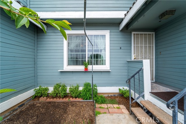 Detail Gallery Image 3 of 45 For 119 N Alhambra Ave #D,  Monterey Park,  CA 91755 - 3 Beds | 3 Baths