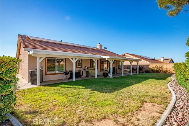 40266 Racquet, Palmdale CA: https://media.crmls.org/medias/3bc3e4a9-bc66-44f1-9baf-c65d925fe198.jpg