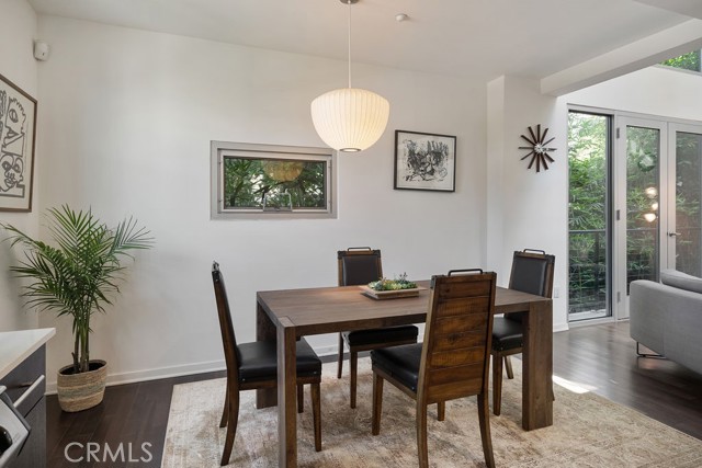 4111 W Sunset Boulevard, Los Angeles CA: https://media.crmls.org/medias/3bc4e70f-832b-4300-8c2d-c148b93ff9b0.jpg