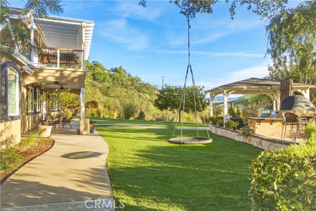 Detail Gallery Image 6 of 60 For 14179 Woods Valley, Valley Center,  CA 92082 - 4 Beds | 3/1 Baths