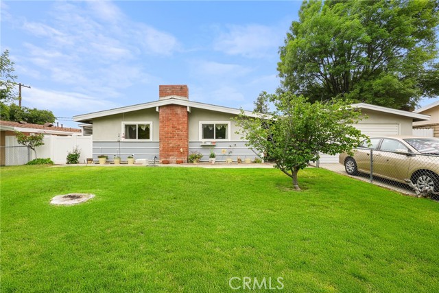 27439 Santa Clarita Road, Saugus CA: https://media.crmls.org/medias/3bc59914-d87d-40cf-8644-91192e184b69.jpg