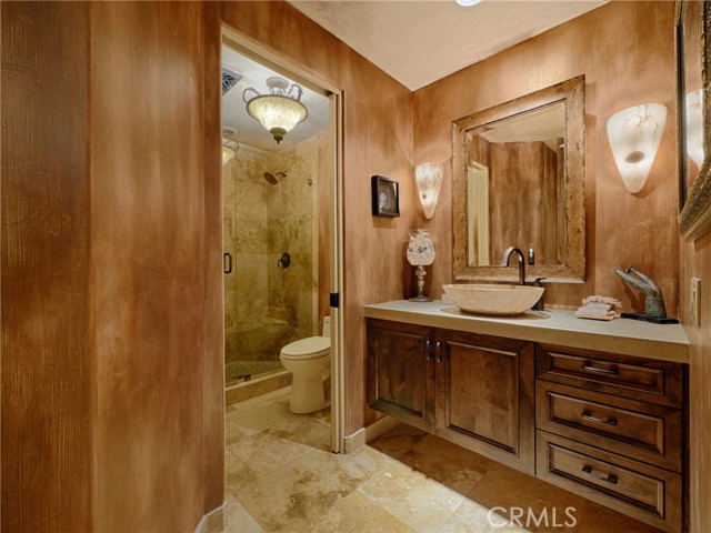 Image 18 for 76458   Violet CIR