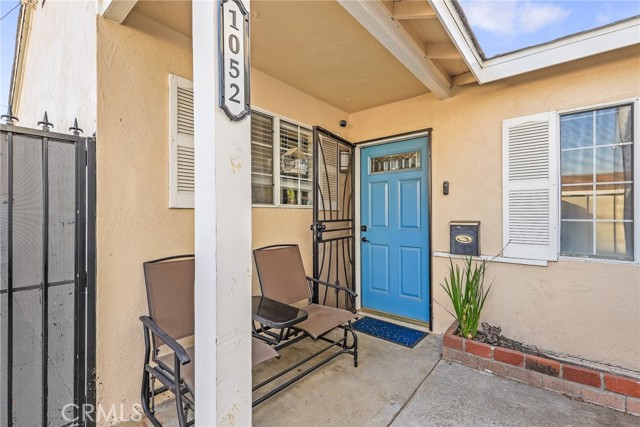 Detail Gallery Image 4 of 30 For 1052 Greenhedge St, Torrance,  CA 90502 - 4 Beds | 2 Baths