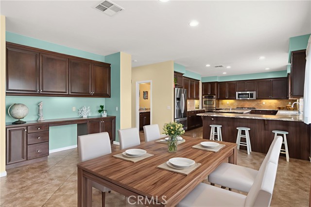 Detail Gallery Image 24 of 72 For 1448 Palermo Dr, Perris,  CA 92571 - 5 Beds | 4/1 Baths