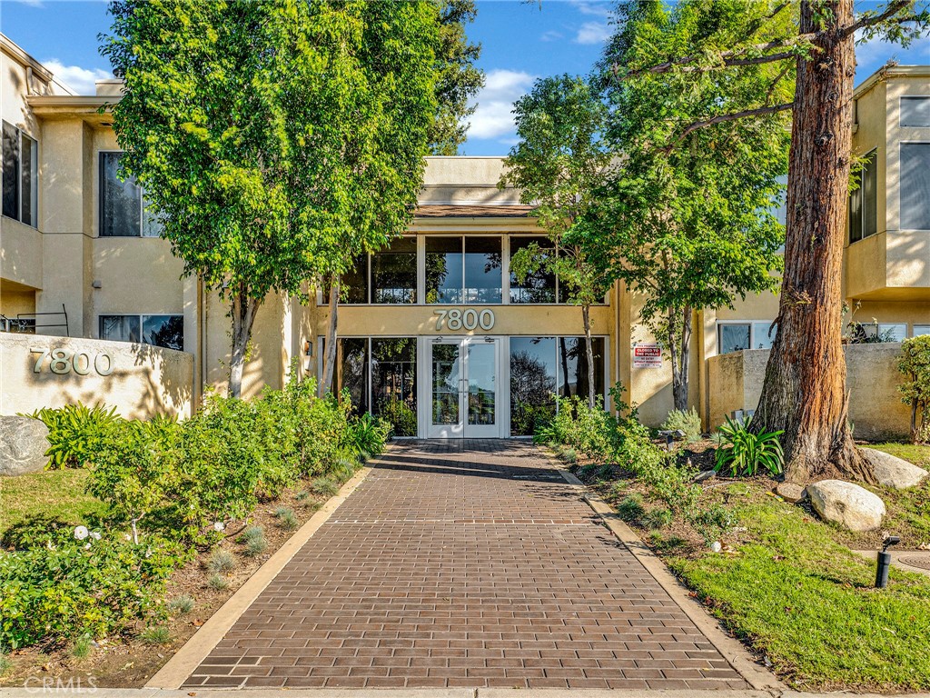 7800 Topanga Blvd. #216