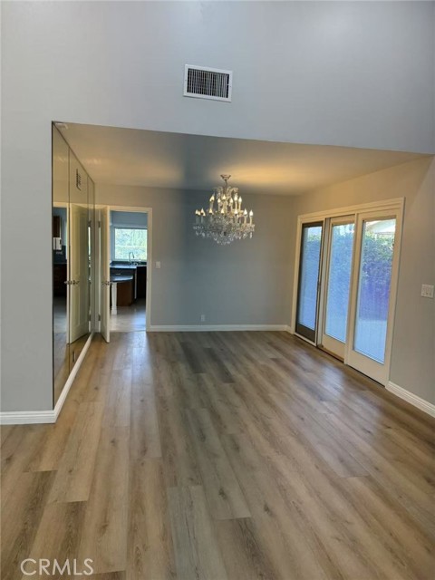 1461 Flinton Court, Westlake Village CA: https://media.crmls.org/medias/3bc6e8fe-9ece-4a49-9a84-54aedc2197a3.jpg