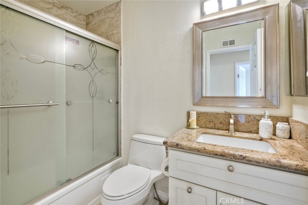 3304 Caminito Eastbluff - photo 14