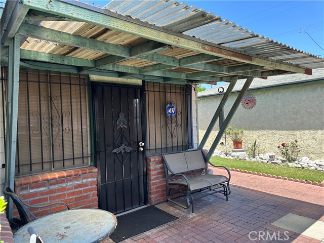 155 Century Boulevard, Los Angeles, California 90003, 2 Bedrooms Bedrooms, ,1 BathroomBathrooms,Single Family Residence,For Sale,Century,DW24140497