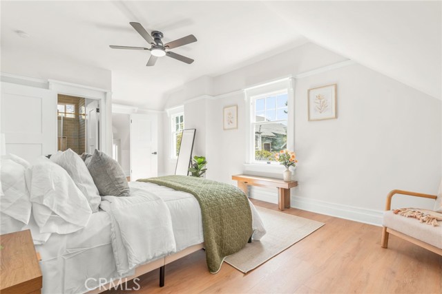 Detail Gallery Image 29 of 44 For 1720 S Kingsley, Los Angeles,  CA 90006 - 4 Beds | 3 Baths