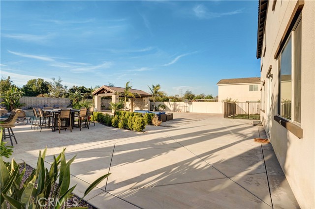 Detail Gallery Image 54 of 75 For 11715 Periwinkle Pl, Jurupa Valley,  CA 91752 - 6 Beds | 4/1 Baths