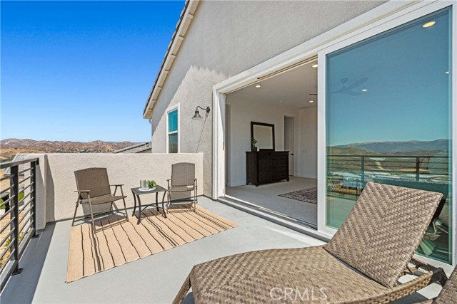 28528 Wildflower Terrace, Castaic CA: https://media.crmls.org/medias/3bc90ded-835c-4995-84f8-1e1bc5ce13fb.jpg