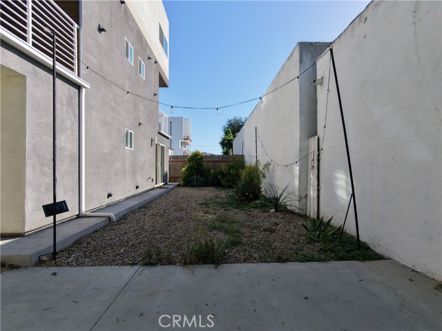 5635 Klump Avenue photo 38