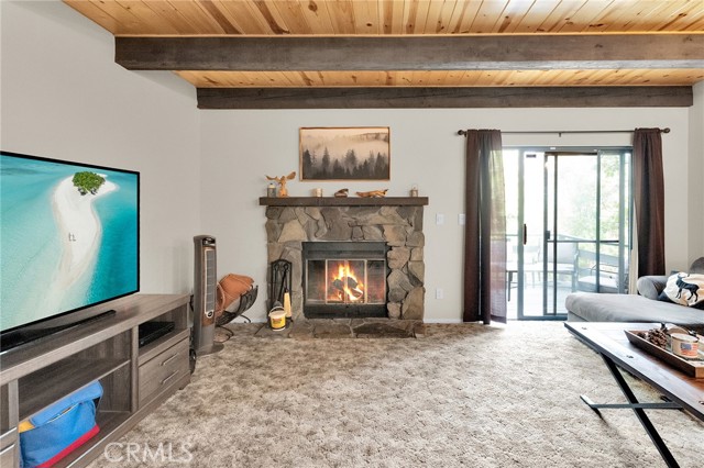 Detail Gallery Image 12 of 26 For 2434 Fir Dr, Running Springs,  CA 92382 - 2 Beds | 1/1 Baths