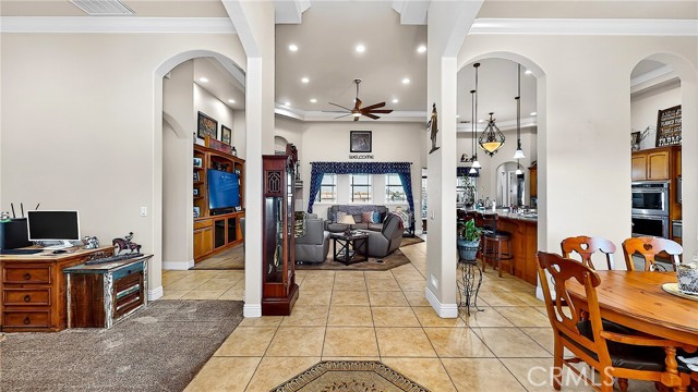 Detail Gallery Image 12 of 75 For 21160 Second Ave, Stevinson,  CA 95374 - 5 Beds | 4 Baths