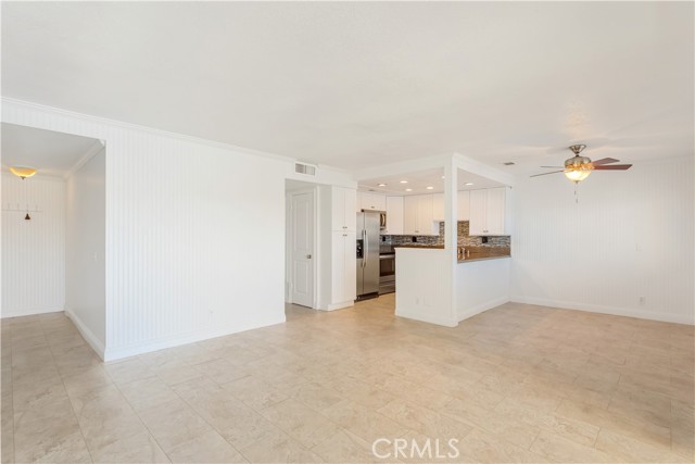 Detail Gallery Image 7 of 48 For 24319 Canyon Lake Dr #1,  Canyon Lake,  CA 92587 - 3 Beds | 2 Baths