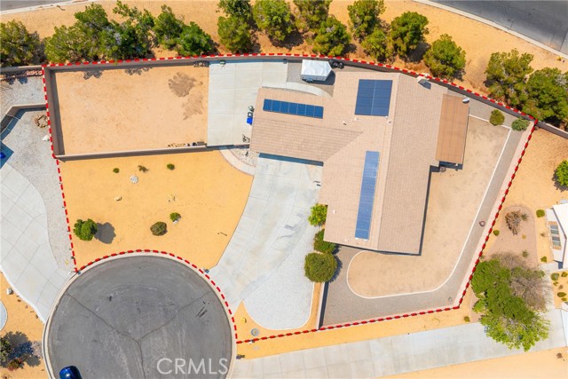 12902 Casco Road, Apple Valley CA: https://media.crmls.org/medias/3bcc0e4c-651f-476a-b394-7044c9571a7e.jpg