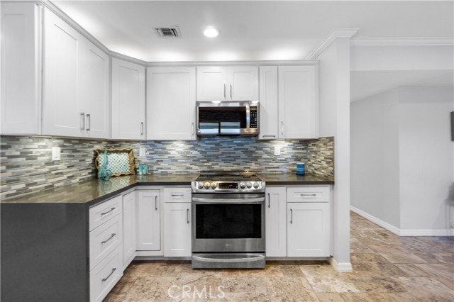 Detail Gallery Image 17 of 48 For 1879 N Nordic Pl, Orange,  CA 92865 - 3 Beds | 3/1 Baths