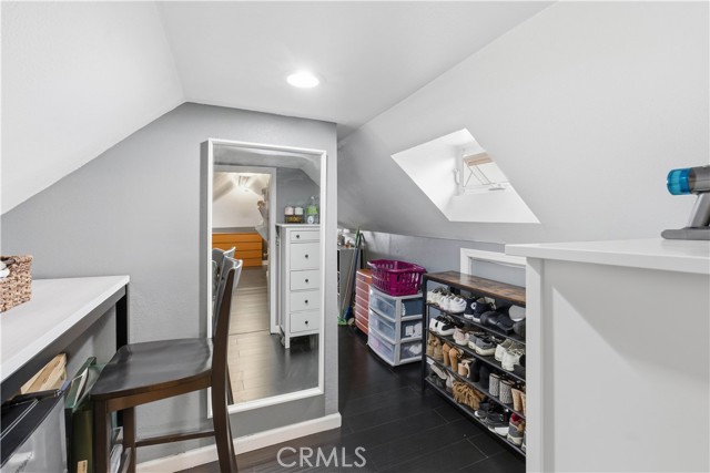 Detail Gallery Image 21 of 43 For 12232 Truesdale, Sun Valley,  CA 91352 - 5 Beds | 4 Baths