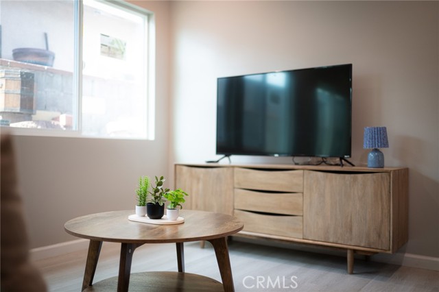2451 Graydon Avenue, Monrovia CA: https://media.crmls.org/medias/3bcca49a-52e8-4571-8124-0dc03ff74d17.jpg
