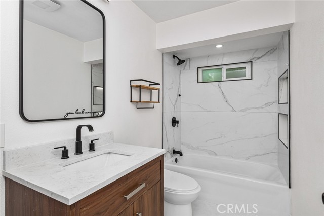 Detail Gallery Image 11 of 37 For 9045 Algeroma St, Bellflower,  CA 90706 - – Beds | – Baths