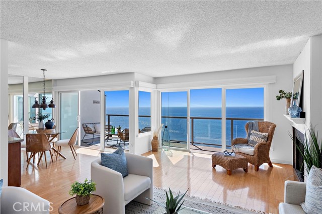 259 Avenida Lobeiro, San Clemente CA: https://media.crmls.org/medias/3bcd7e28-3d65-419e-bf65-f6fa165467e5.jpg